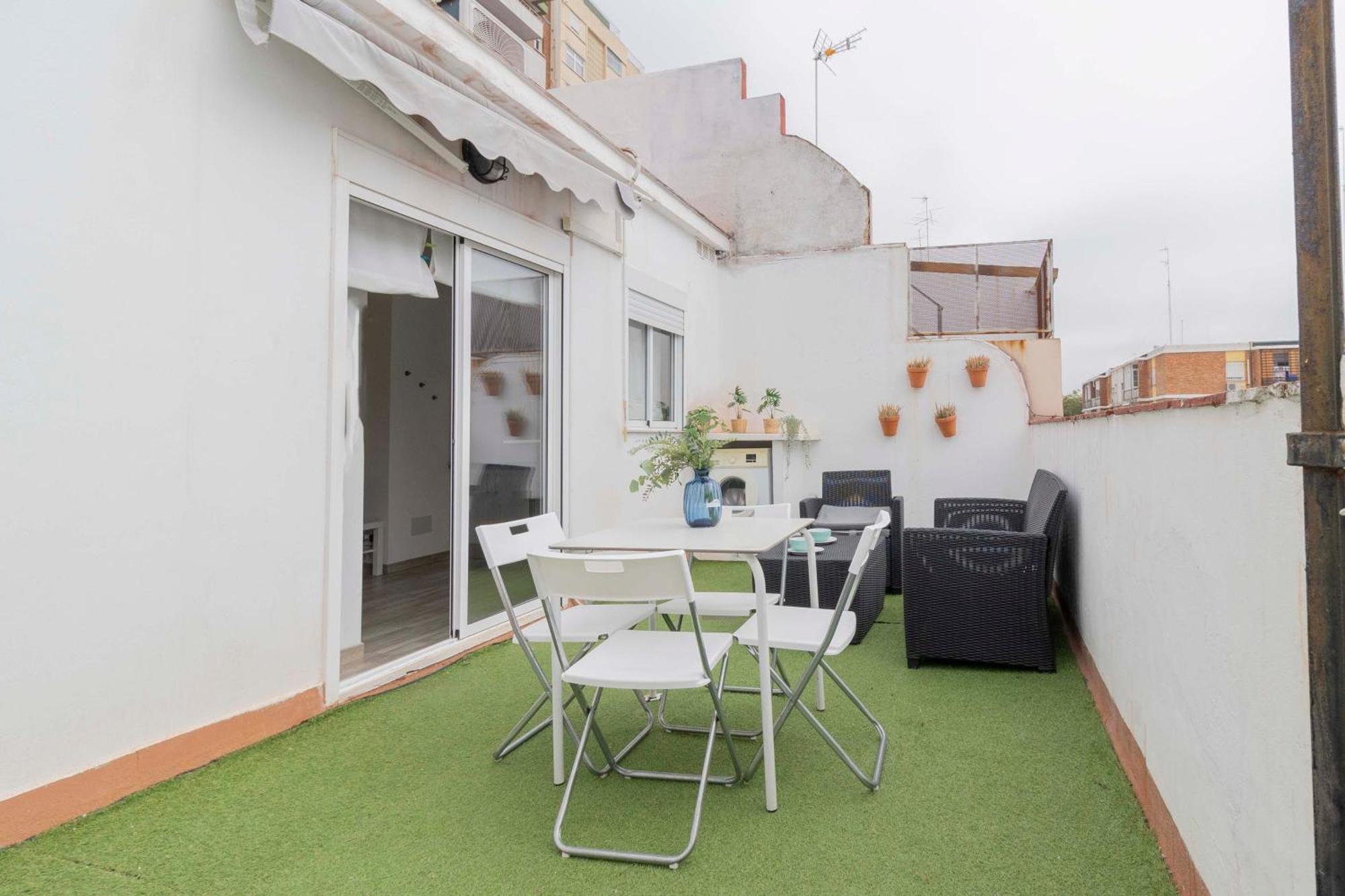 Apartamentos Los Remedios 塞维利亚 外观 照片