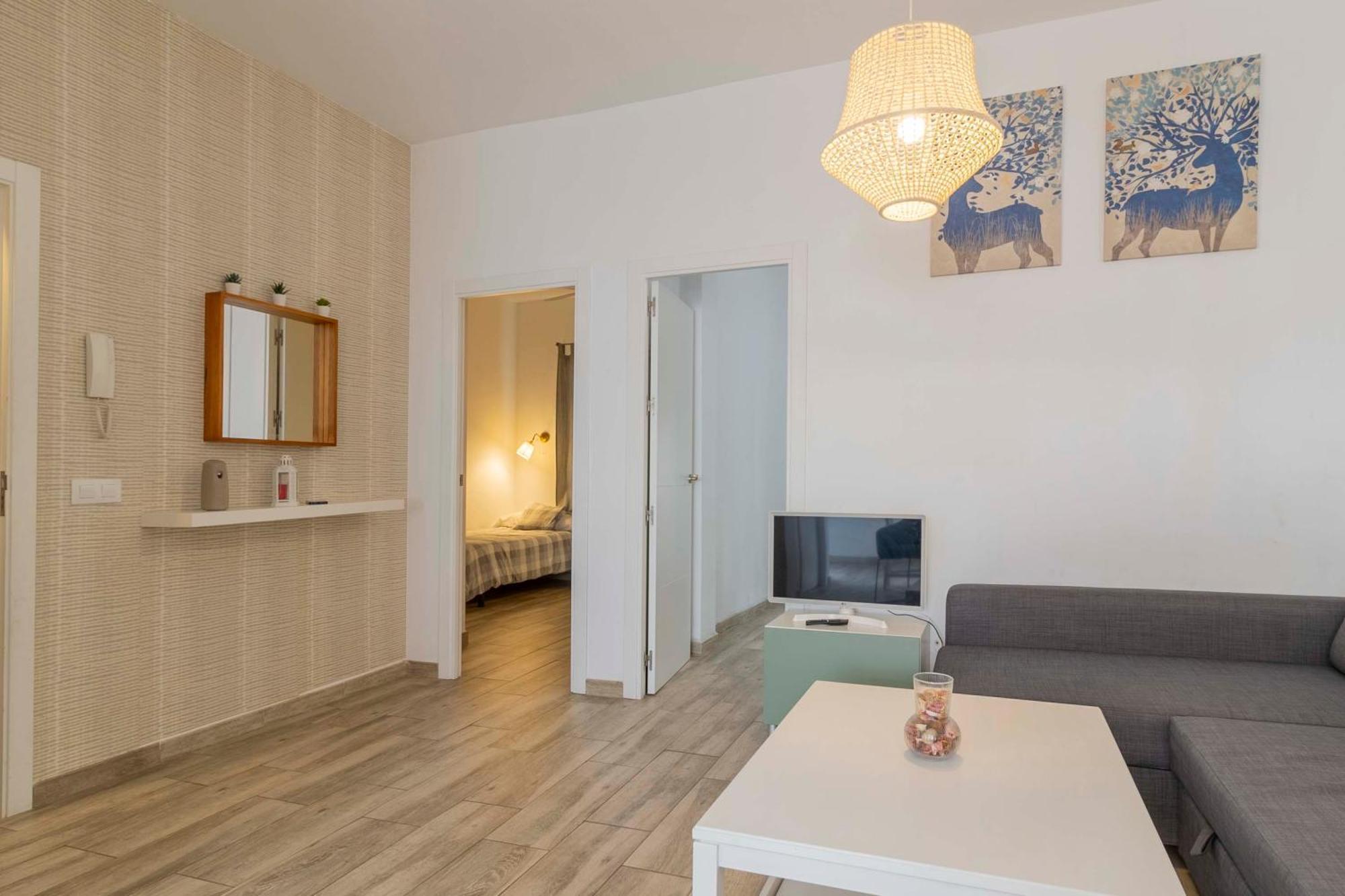 Apartamentos Los Remedios 塞维利亚 外观 照片